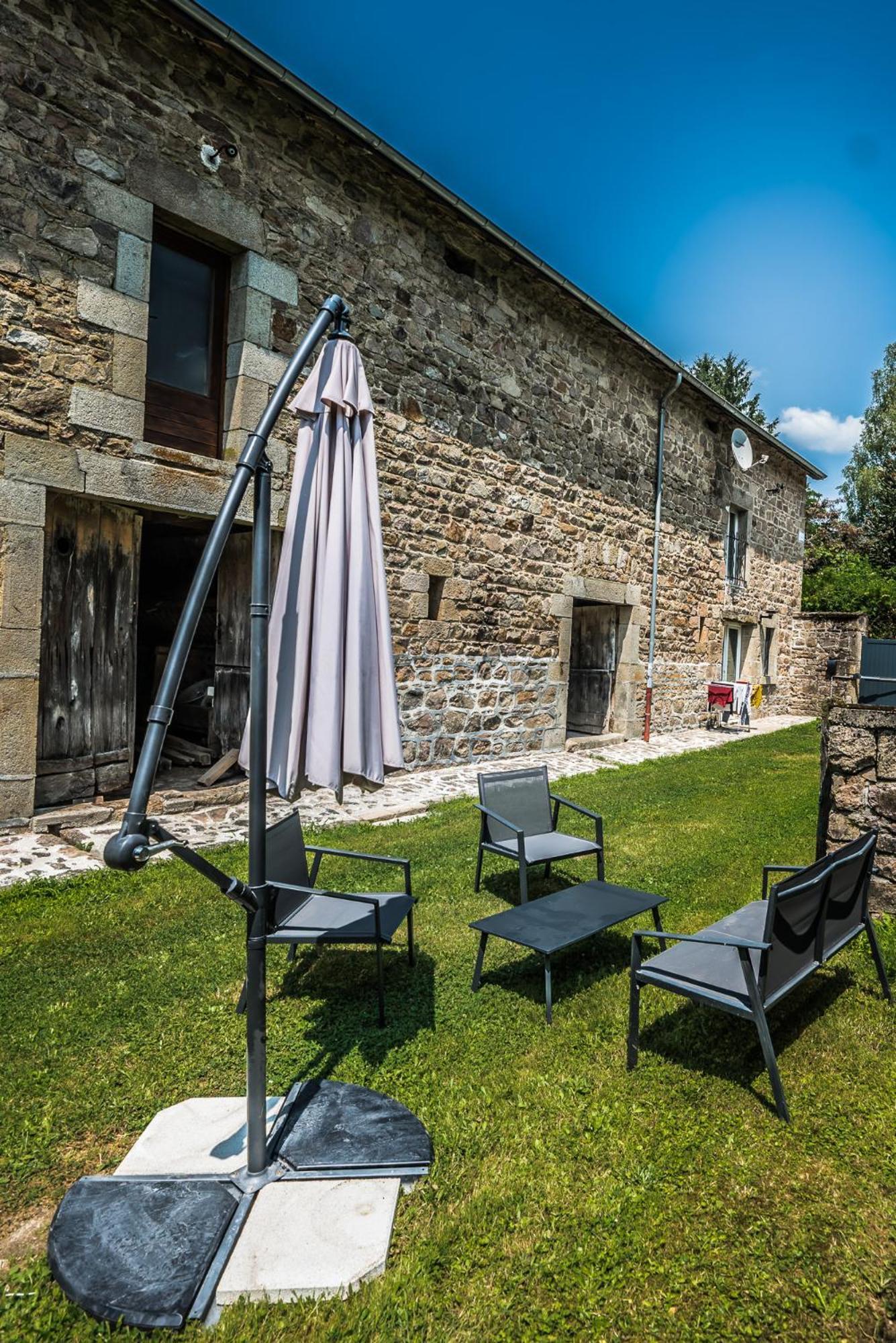 Gite Jardin - Broussas Beach - Stay In Vassiviere Faux-la-Montagne Esterno foto
